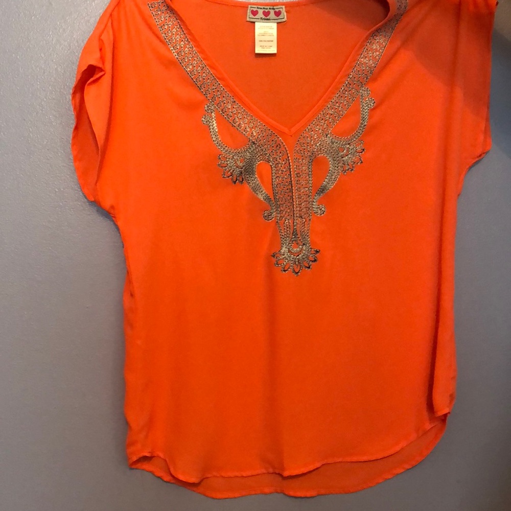 Cute orange blouse